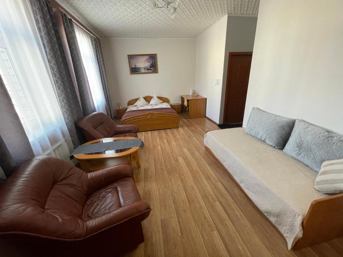 Saules Rati Hotell Daugavpils Exteriör bild