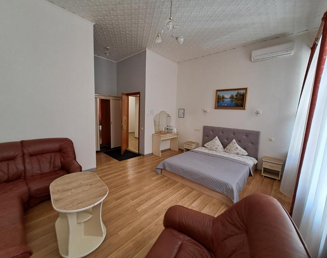 Saules Rati Hotell Daugavpils Exteriör bild